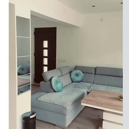 H&e Vikendica Na Vodi Apartment Klotjevac