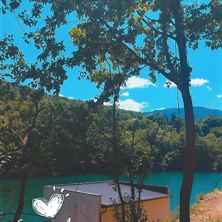 H&e Vikendica Na Vodi * Klotjevac